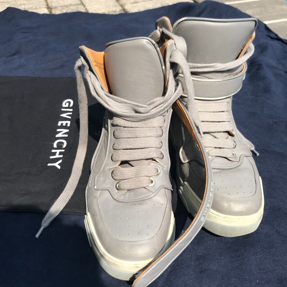 Givenchy Other - Givenchy men’s sneakers grey size 43 (US 10)